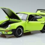 Porsche 911 930 Turbo 3.0 ライトグリーン Norev 1:18 187666 メタル - image 2 of 7