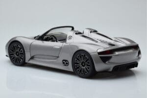 Porsche 918 Spyder プロトタイプ グレーメタリック Minichamps 1:18 110060030 メタル - 画像 5/7