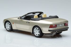 Porsche 944 S2 カブリオレ GT Spirit 1:18 GT002CS レジン - 画像 5/6