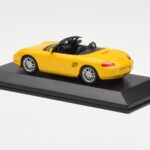Porsche Boxster 986 イエロー Minichamps 1:43 - image 3 of 4
