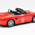 Porsche Boxster 986 レッド UT Models 1:18 - image 2 of 6