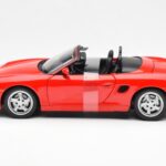 Porsche Boxster 986 レッド UT Models 1:18 - image 3 of 6