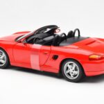 Porsche Boxster 986 レッド UT Models 1:18 - image 5 of 6