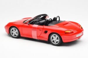 Porsche Boxster 986 レッド UT Models 1:18 180065830 メタル - 画像 5/6