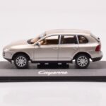 Porsche Cayenne 9PA ベージュ Minichamps 1:43