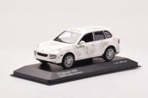 Porsche Cayenne Concept Schaeffler Gruppe Automotive Minichamps 1:43 PORSCHE-264306 メタル - 画像 2/4