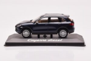 Porsche Cayenne 9PA Diesel ダークブルー Minichamps 1:43