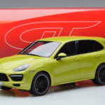 Porsche Cayenne GTS 92A ペリドットグリーン GT Spirit 1:18 - image 6 of 6
