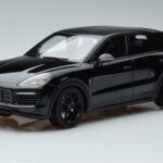 Porsche Cayenne E3 S Coupe Minichamps 1:18 187673 メタル