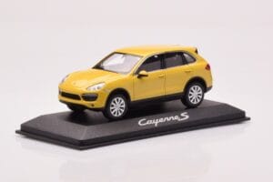 Porsche Cayenne 92A サンドイエロー Minichamps 1:43 WAP0200060B メタル - 画像 2/4