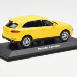 Porsche Cayenne 92A イエロー MaxiChamps 1:43 - image 2 of 4