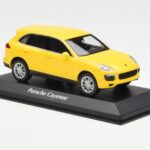 Porsche Cayenne 92A イエロー MaxiChamps 1:43 - image 3 of 4
