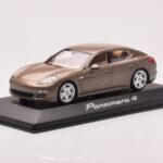 Porsche Panamera 970 4 ベージュ メタリック Minichamps 1:43 - image 2 of 4