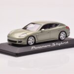 Porsche Panamera 970 S Hybrid Critall グリーン Minichamps 1:43 - image 2 of 4