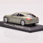 Porsche Panamera 970 S Hybrid Critall グリーン Minichamps 1:43 - image 3 of 4
