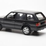 Range Rover P38 4.6 HSE ブラック メタリック AUTOart 1:18 - image 5 of 9
