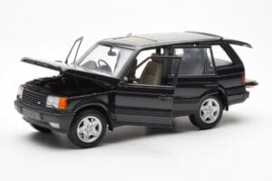 Range Rover P38 4.6 HSE ブラック メタリック AUTOart 1:18 70017 メタル - 画像 9/9