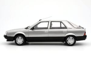 Renault 25 Phase 1 V6 Injection シルバー Otto 1:18 OT1070 レジン - 画像 3/5