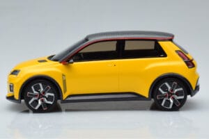 Renault E-Tech Electric Prototype イエロー Otto 1:18 OT406 レジン - 画像 3/6