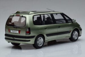 Renault Espace 3 グリーン Otto 1:18 OT430 レジン - 画像 2/6