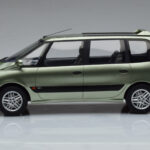 Renault Espace 3 グリーン Otto 1:18 - image 3 of 6