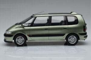 Renault Espace 3 グリーン Otto 1:18 OT430 レジン - 画像 3/6