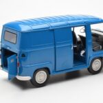 Renault Estafette Saviem ブルー Norev 1:18 - image 2 of 11