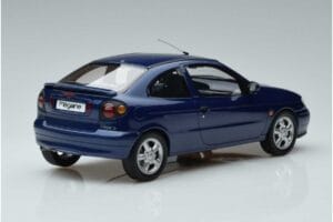 Renault Megane I Coupe 2.0 16V Otto 1:18 OT953 レジン - 画像 2/6