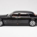 Rolls-Royce Phantom VII EWB ダイヤモンドブラック Kyosho 1:18 - image 4 of 8