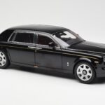 Rolls-Royce Phantom VII EWB ダイヤモンドブラック Kyosho 1:18 - image 6 of 8