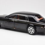 Rolls-Royce Phantom VII EWB ダイヤモンドブラック Kyosho 1:18 - image 7 of 8