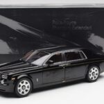 Rolls-Royce Phantom VII EWB ダイヤモンドブラック Kyosho 1:18 - image 8 of 8