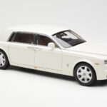 Rolls-Royce Phantom VII EWB イングリッシュホワイト Kyosho 1:18 - image 6 of 8