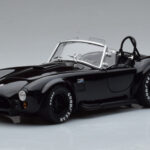Shelby Cobra 427 S/C ブラック Kyosho 1:18