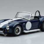 Shelby Cobra 427 S/C ダークブルー Kyosho 1:18