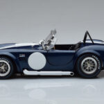 Shelby Cobra 427 S/C ダークブルー Kyosho 1:18 - image 4 of 9