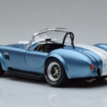 Shelby Cobra 427 S/C ライトブルー Kyosho 1:18 - image 6 of 9
