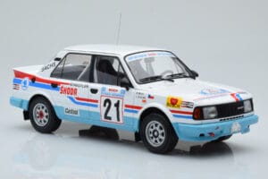 Skoda 130 LR #21 L. Krecek / B. Motl Rally Acropolis 1986 IXO 1:18 18RMC157A メタル - 画像 5/6