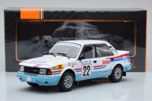 Skoda 130 LR #22 S. Kvaizar / J. Janecek Rally Acropolis 1986 IXO 1:18 18RMC157B メタル - 画像 6/6