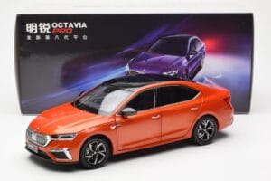 Skoda Octavia Pro オレンジ FAW 1:18 ZMR000006ORA メタル - 画像 8/8