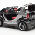 Smart Fortwo Crossblade カブリオレ シルバー ブラック Kyosho 1:18 - image 5 of 6