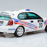 Toyota Corolla WRC #33 S. Loeb / D. Elena Rally Tour de Corse 2000 Otto 1:18 - image 2 of 6