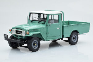 Toyota Land Cruiser 40 4x4 Pickup グリーン Kyosho 1:18