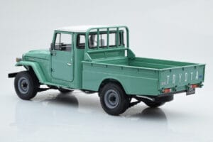 Toyota Land Cruiser 40 4x4 Pickup グリーン Kyosho 1:18 08958FG メタル - 画像 7/8
