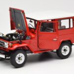 Toyota Land Cruiser FJ40 Van レッド Kyosho 1:18 - image 2 of 8