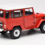 Toyota Land Cruiser FJ40 Van レッド Kyosho 1:18 - image 3 of 8