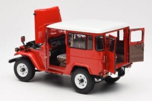 Toyota Land Cruiser FJ40 Van レッド Kyosho 1:18 08971R メタル - 画像 5/8