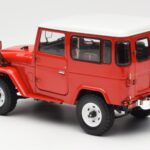 Toyota Land Cruiser FJ40 Van レッド Kyosho 1:18 - image 7 of 8