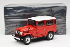 Toyota Land Cruiser FJ40 Van レッド Kyosho 1:18 08971R メタル - 画像 8/8