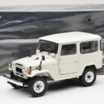 Toyota Land Cruiser FJ40 Van ホワイト Kyosho 1:18 - image 8 of 8